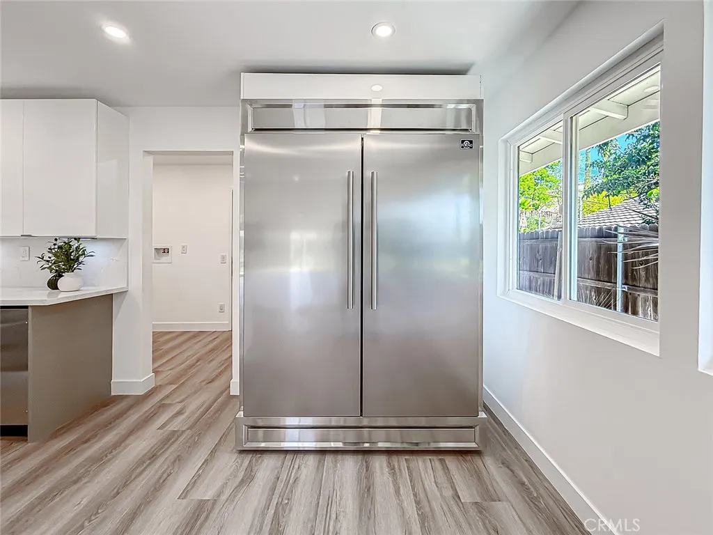 4627 Willens, Woodland Hills, California 91364 home-pic-29